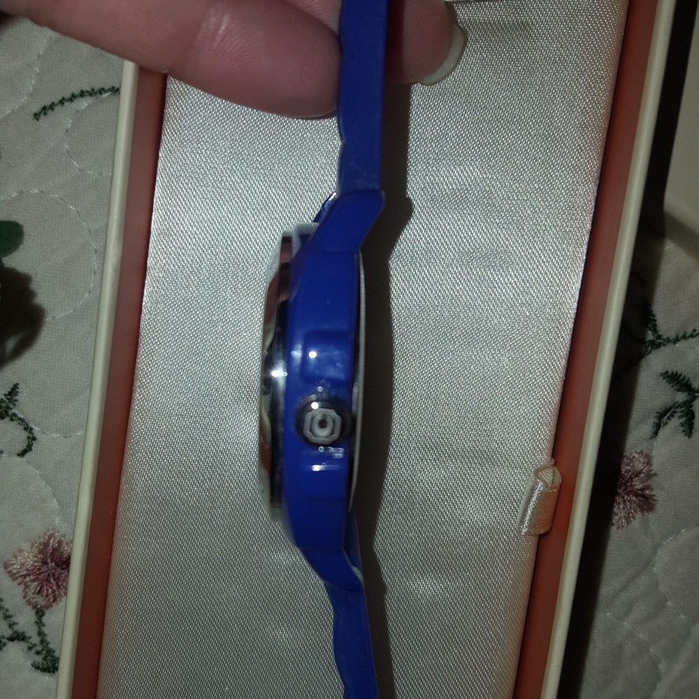 Coach royal blue watch - Picture 2 of 7